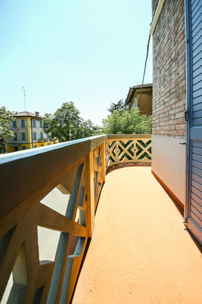 La Bella Modena Hotel Exterior photo